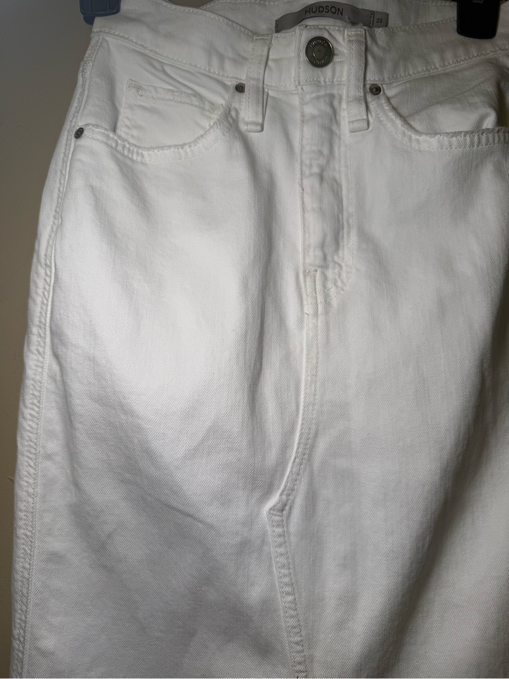 Hudson Jeans Reconstructed White Denim Midi Pencil Skirt Front Slit Size 23/00 - Picture 7 of 14